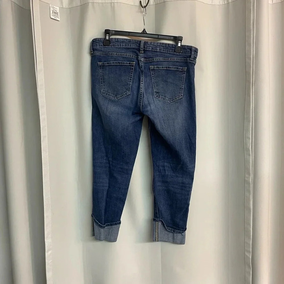 Gap straight cuff (3 1/2”) women’s Jeans size 29R - Picture 2 of 5